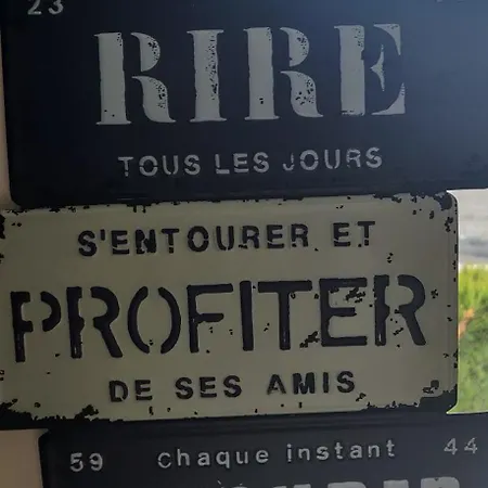 Le 135, Spacieux Entre Et Volcans Lejlighed